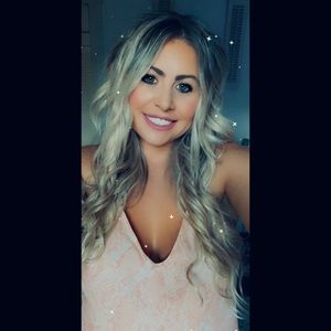 Meet your Posher, Felicia